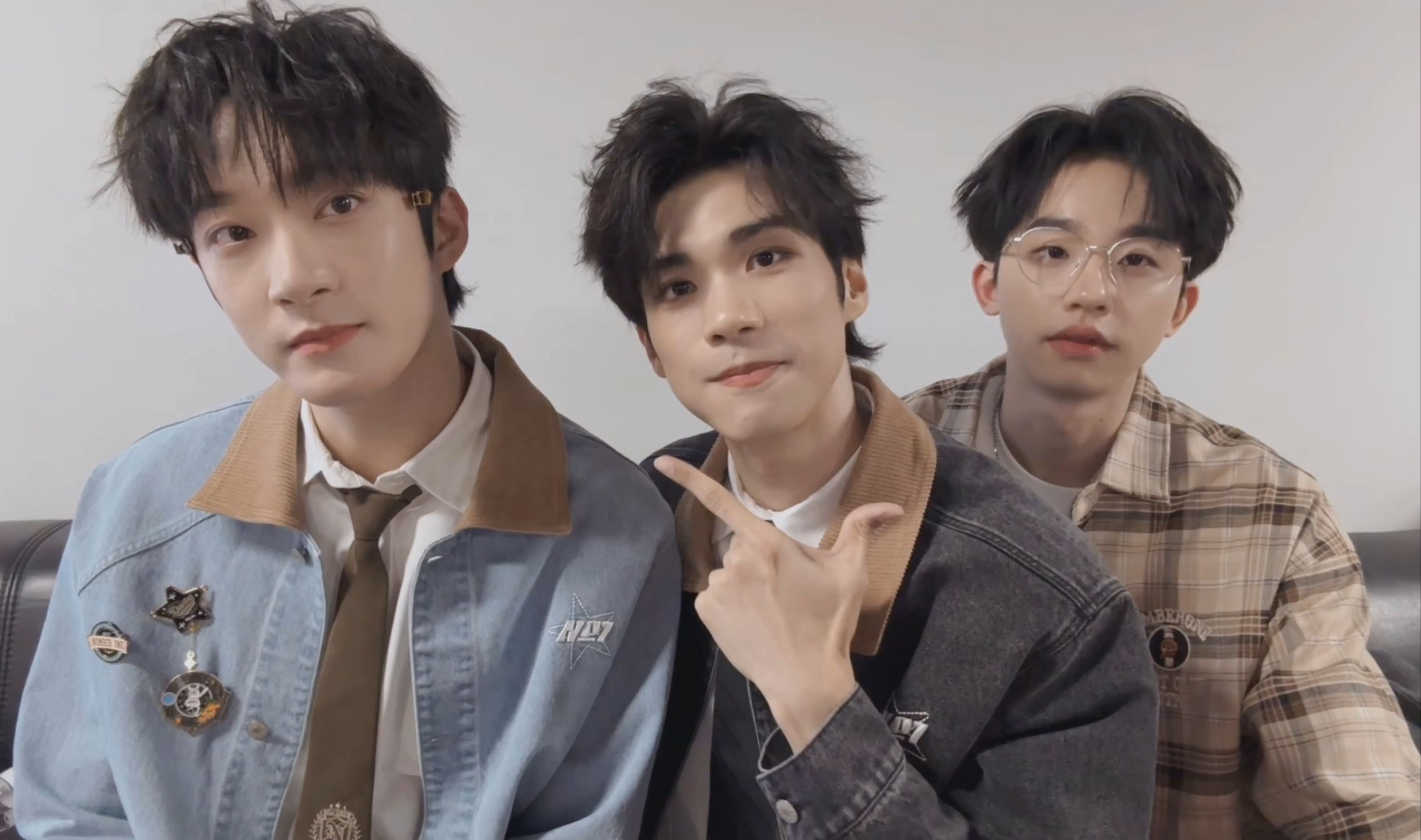 【李晋晔|何运晨|曹恩齐】