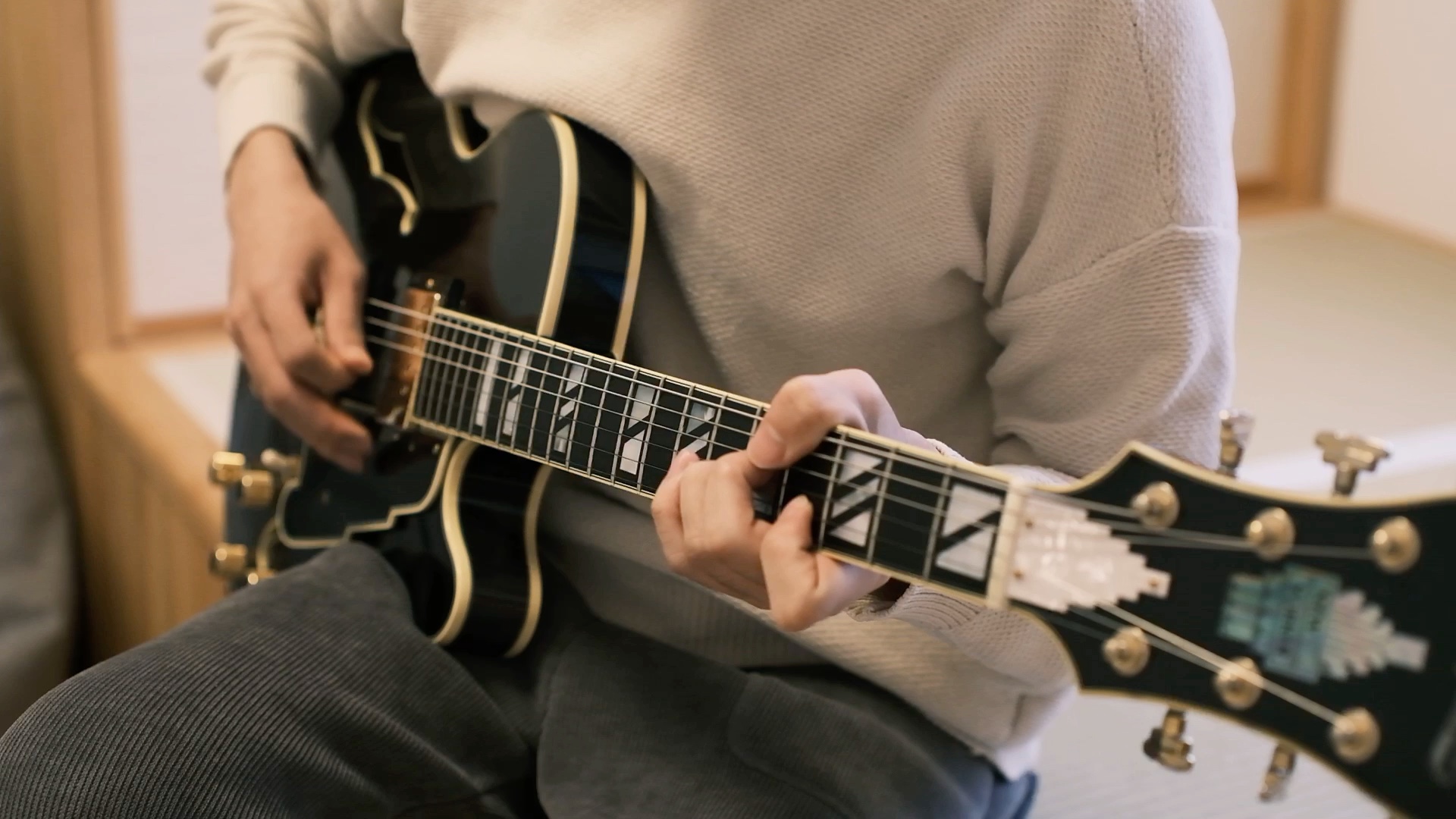 【cathy - 当山瞳】电吉他完整版 年更up主终于交了两年前的作业_哔哩