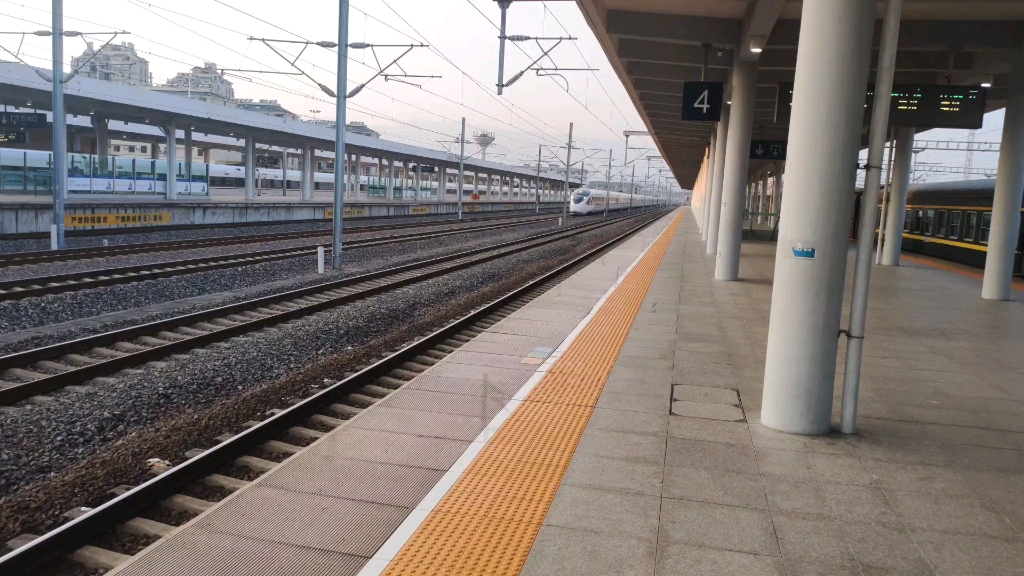 金华火车站站台图片图片