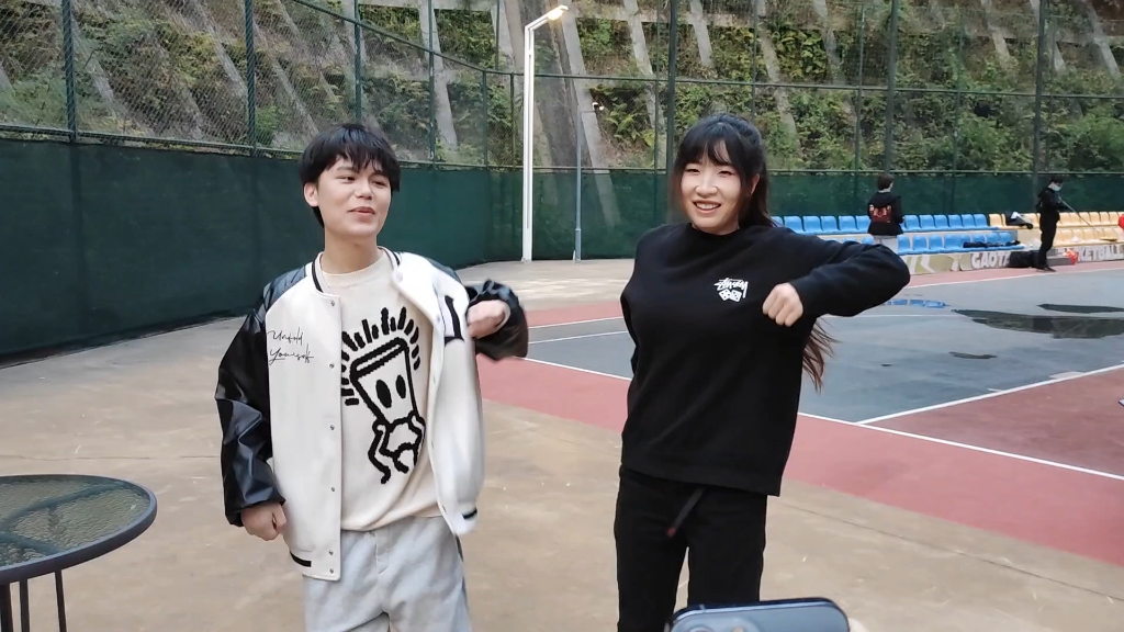 【gg战队】枯草学跳舞花絮