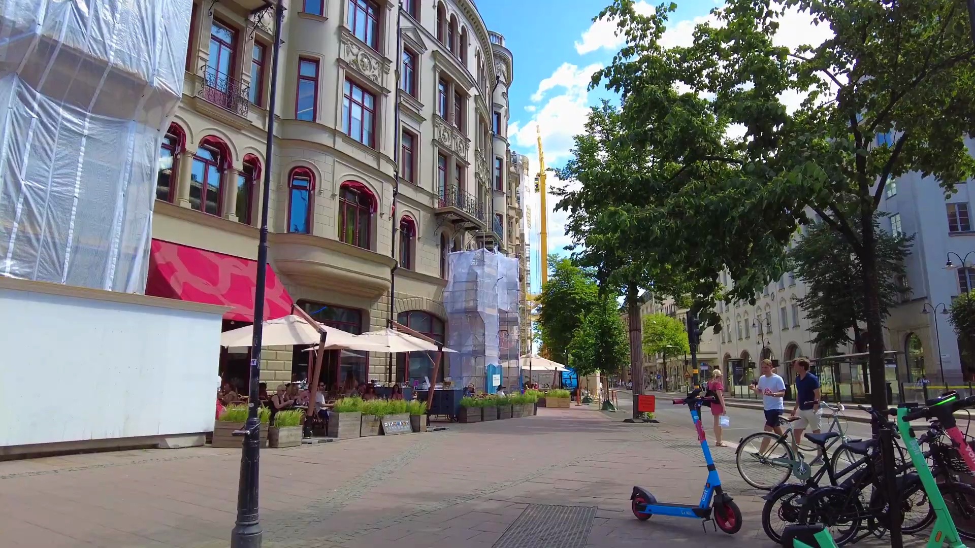 漫步瑞典—夏季的斯德哥尔摩高档地区