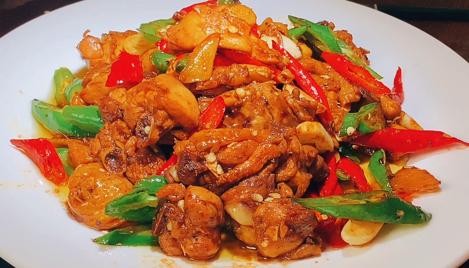 炒鸡肉万万不要焯水和直接下锅,教你诀窍,鸡肉鲜嫩入味不腥不柴