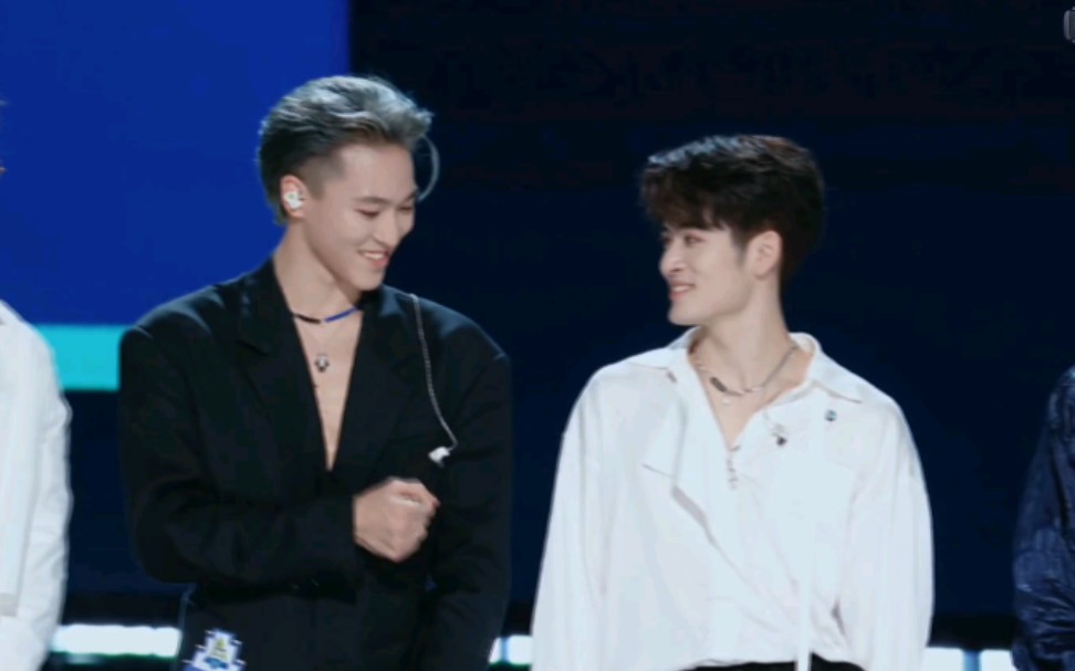 赞丸赞多力丸表演后cut丸子出剪刀了青春结束