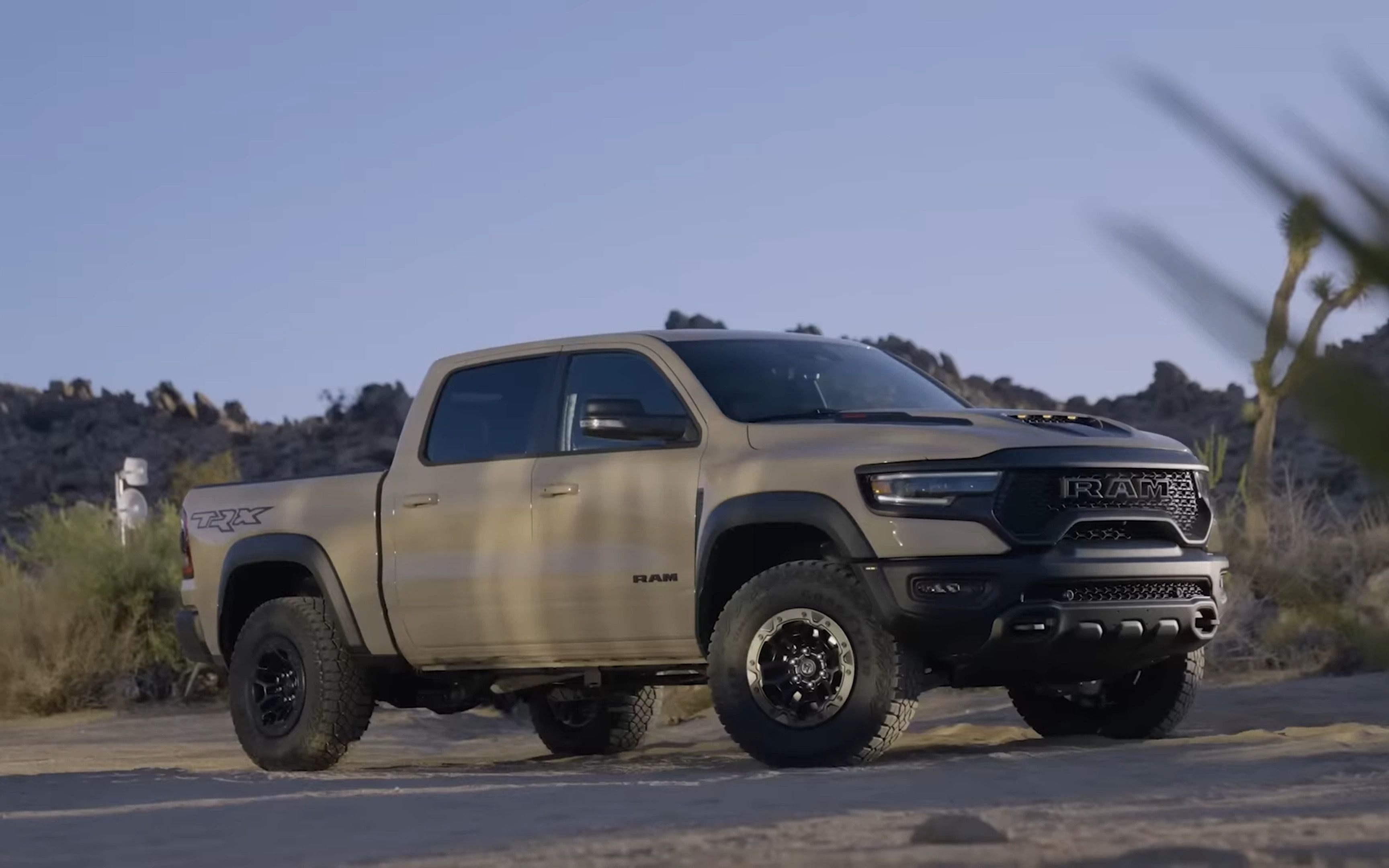 2022款霸王龙ram 1500 trx sandblast edition