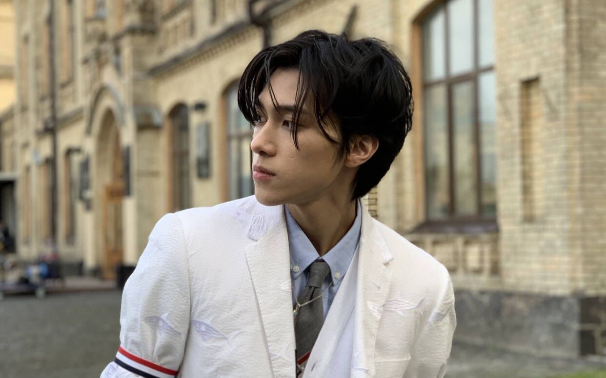 威神v迪士尼王子黄冠亨美颜混剪