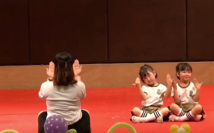 元旦舞蹈幼儿园情景剧表演《幼儿园的一天》幼儿园舞蹈 幼儿园情景剧 幼儿园六一舞蹈 情景剧 舞蹈 幼儿舞蹈 儿童话剧 毕业季情景剧 幼儿园老师哔哩哔哩...