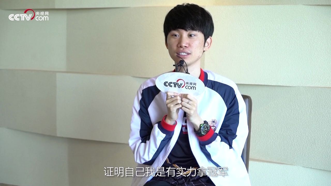 doinb央视采访未来希望加入中国国籍退役后考虑小咕咕