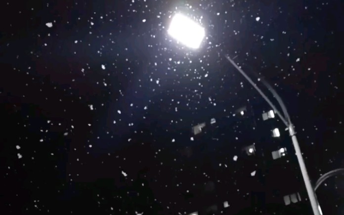 活动作品下雪的夜晚