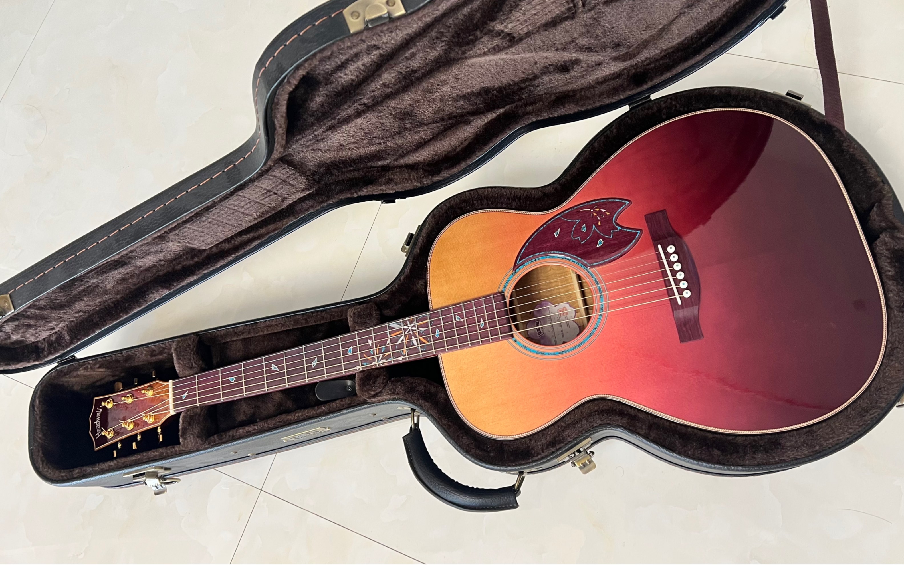 headway吉他 夜樱花火 过年买点礼物给辛苦了一年的自己