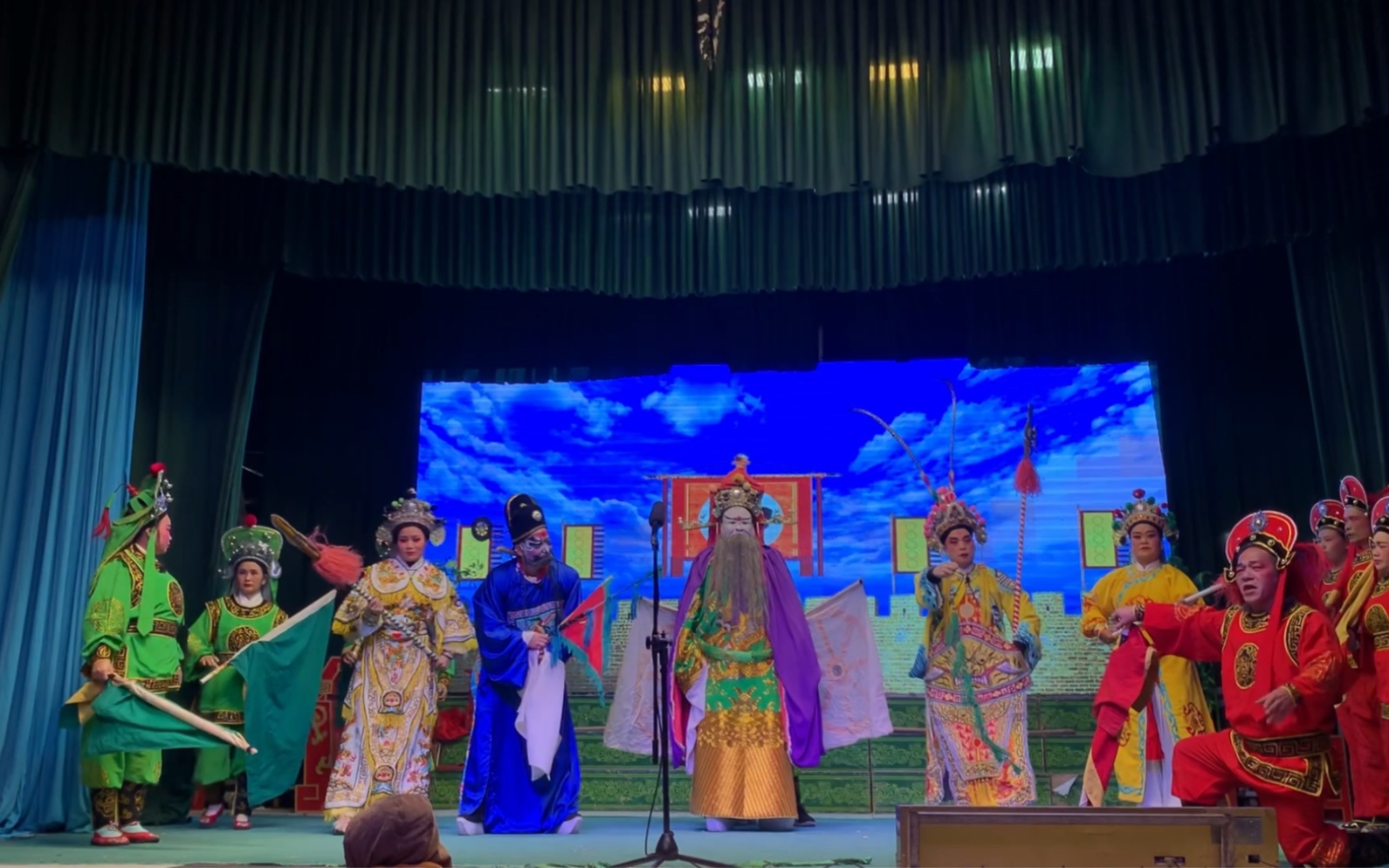 海陆丰白字戏关公斩华雄连三英战吕布全剧(3/4)