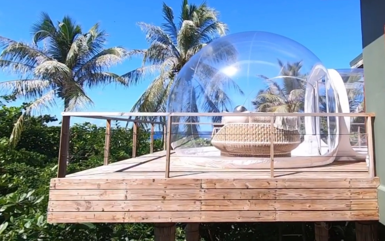 马代阿米拉岛-bubble house(2)_哔哩哔哩 (゜-゜)つロ 干杯~-bilibili