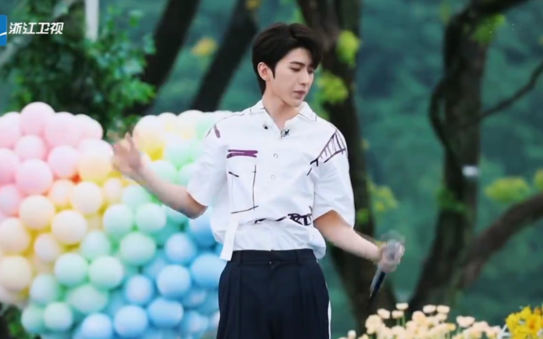 《情人》,蔡徐坤,奔跑吧第四季第五期.