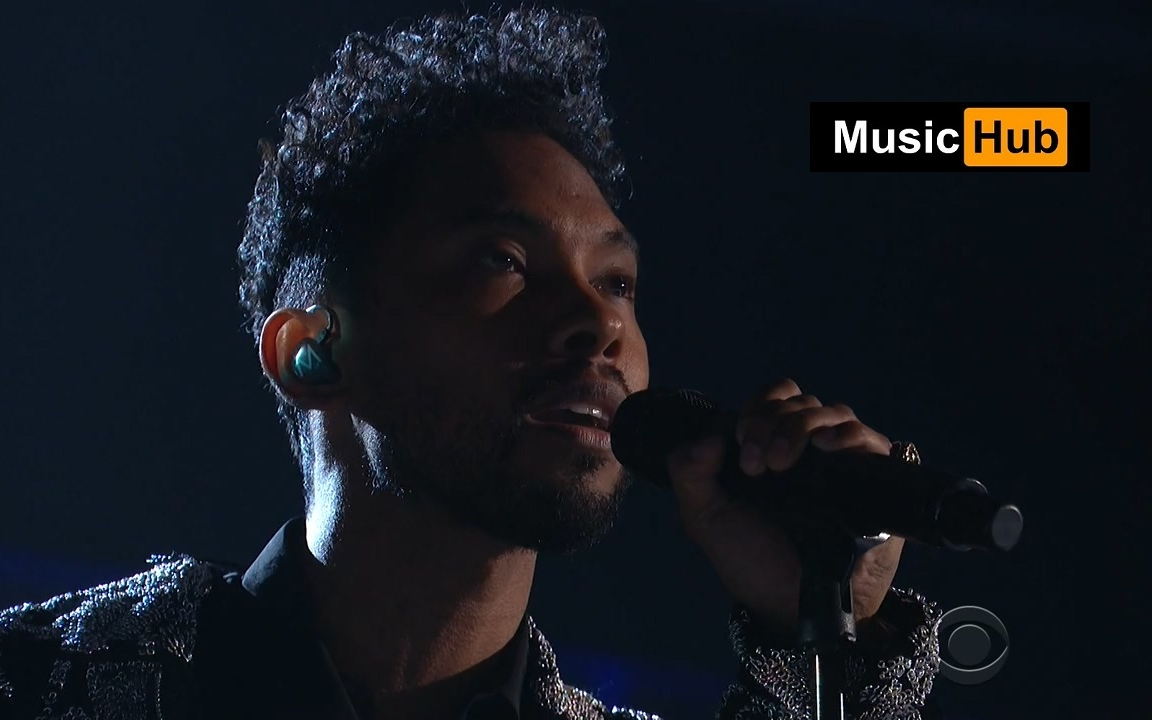 [图]Miguel & Greg Phillinganes - She's Out of My Life Live (GRAMMYs 2016) - 软中英字幕