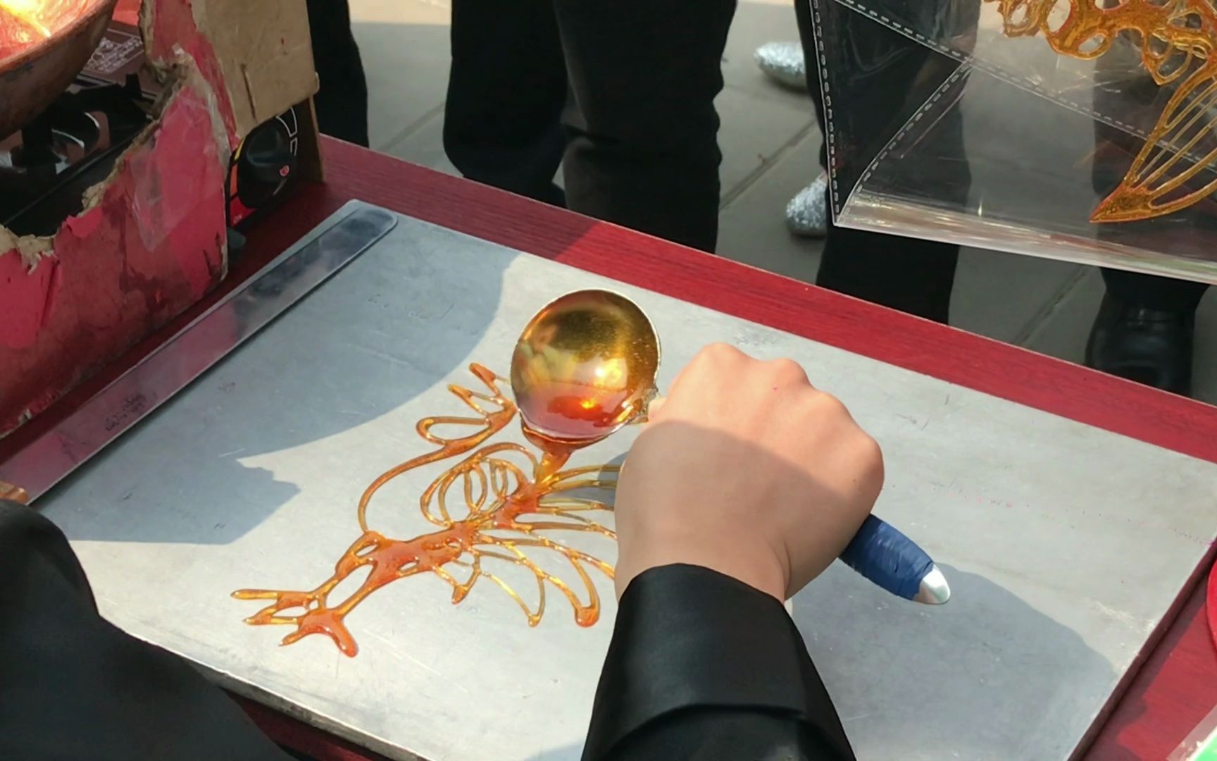 儿时的记忆——"画糖人"!以前喜欢吃,现在喜欢看