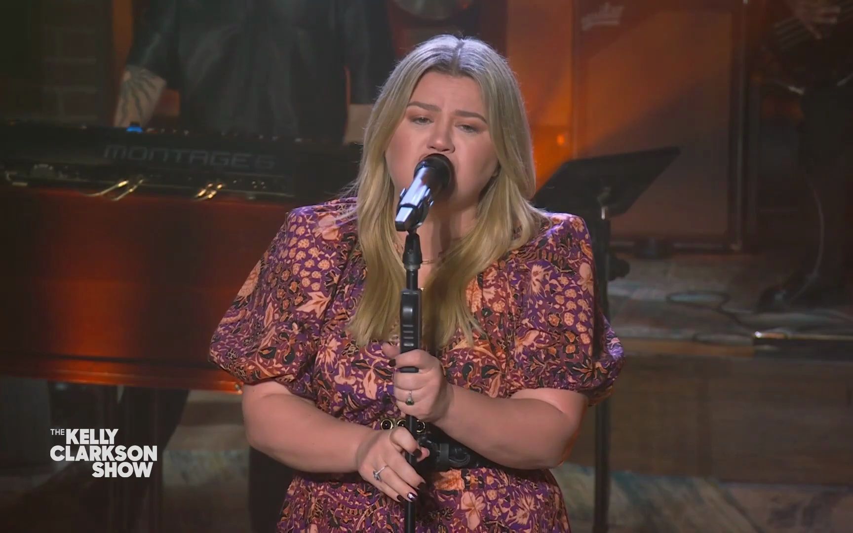 kelly clarkson深情翻唱《yours》(by now, now)[live 1080p]