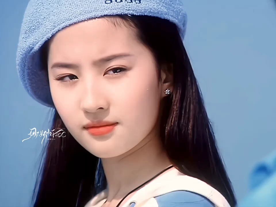 从少年美到现在的刘亦菲