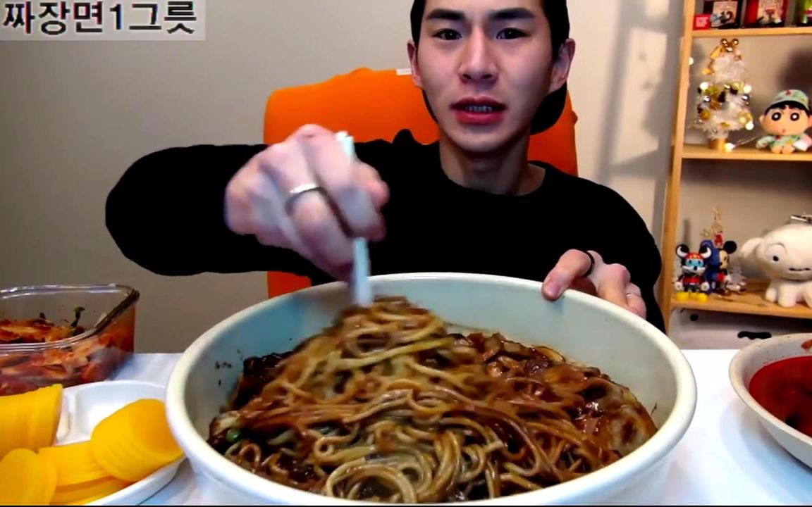 【剪说话】韩国吃播大胃王奔驰小哥吃1碗炸酱面