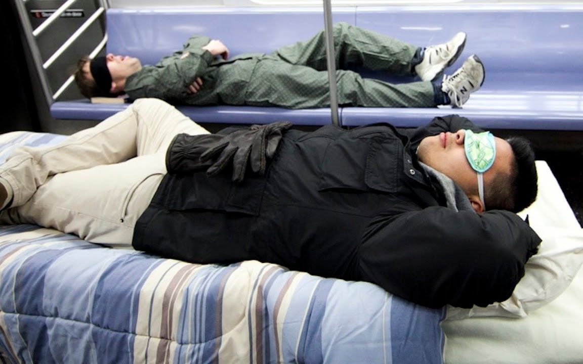 你有体验过地铁卧铺专列吗?_哔哩哔哩 (゜-゜)つロ 干杯~-bilibili