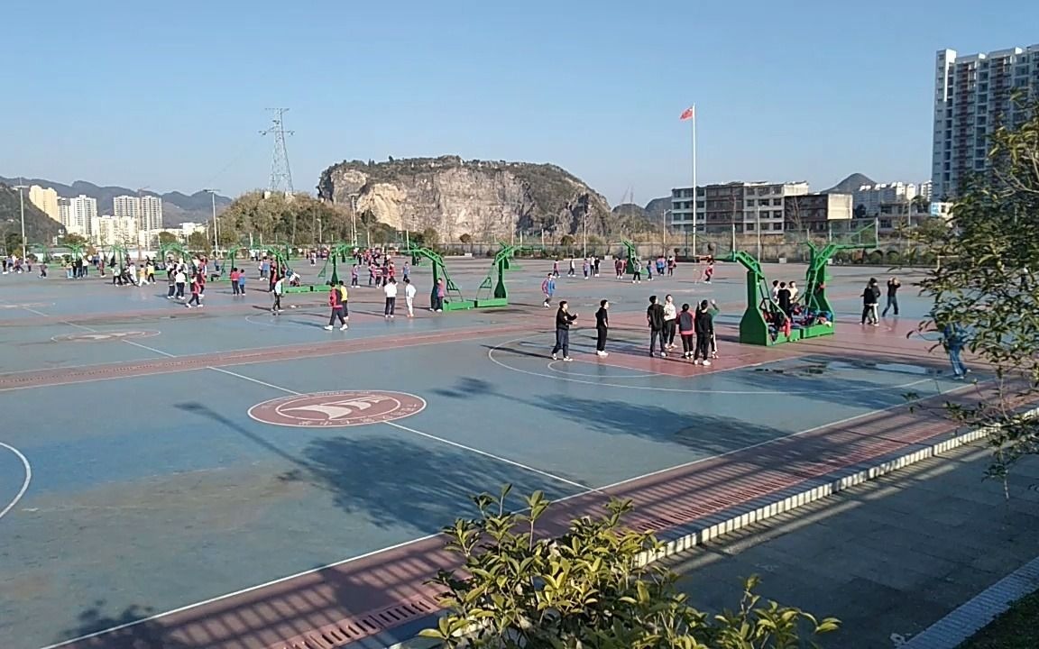 六枝七中同学打篮球_哔哩哔哩_bilibili