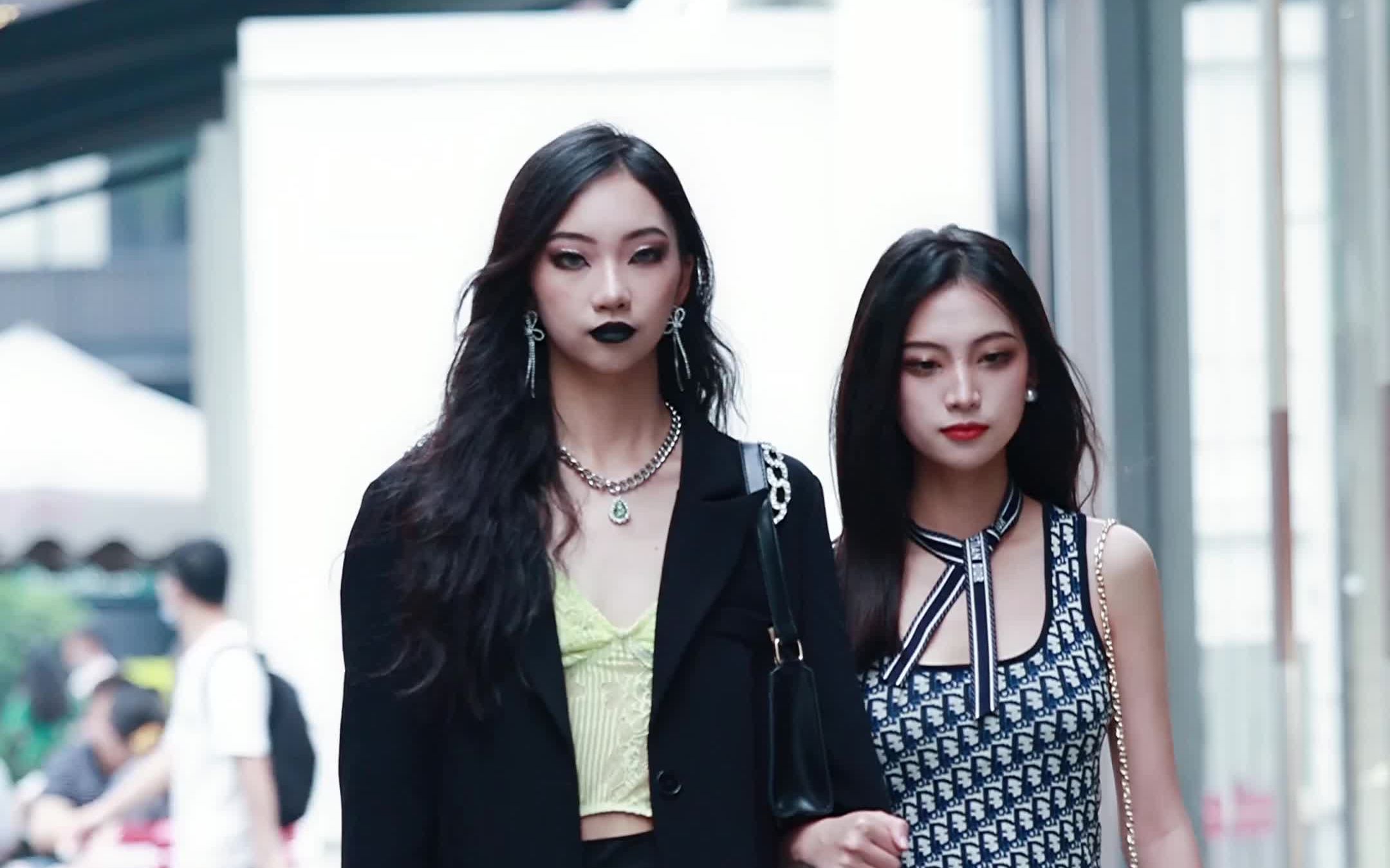 成都街拍太古里街拍春熙路街拍街拍美女