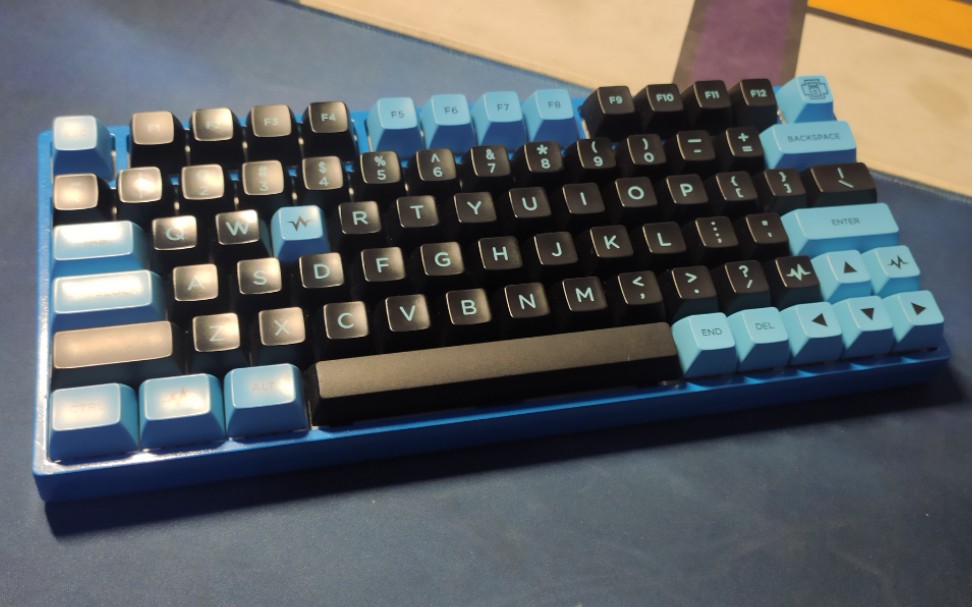 蓝色小鲸鱼78 & 凯华box红轴 打字音