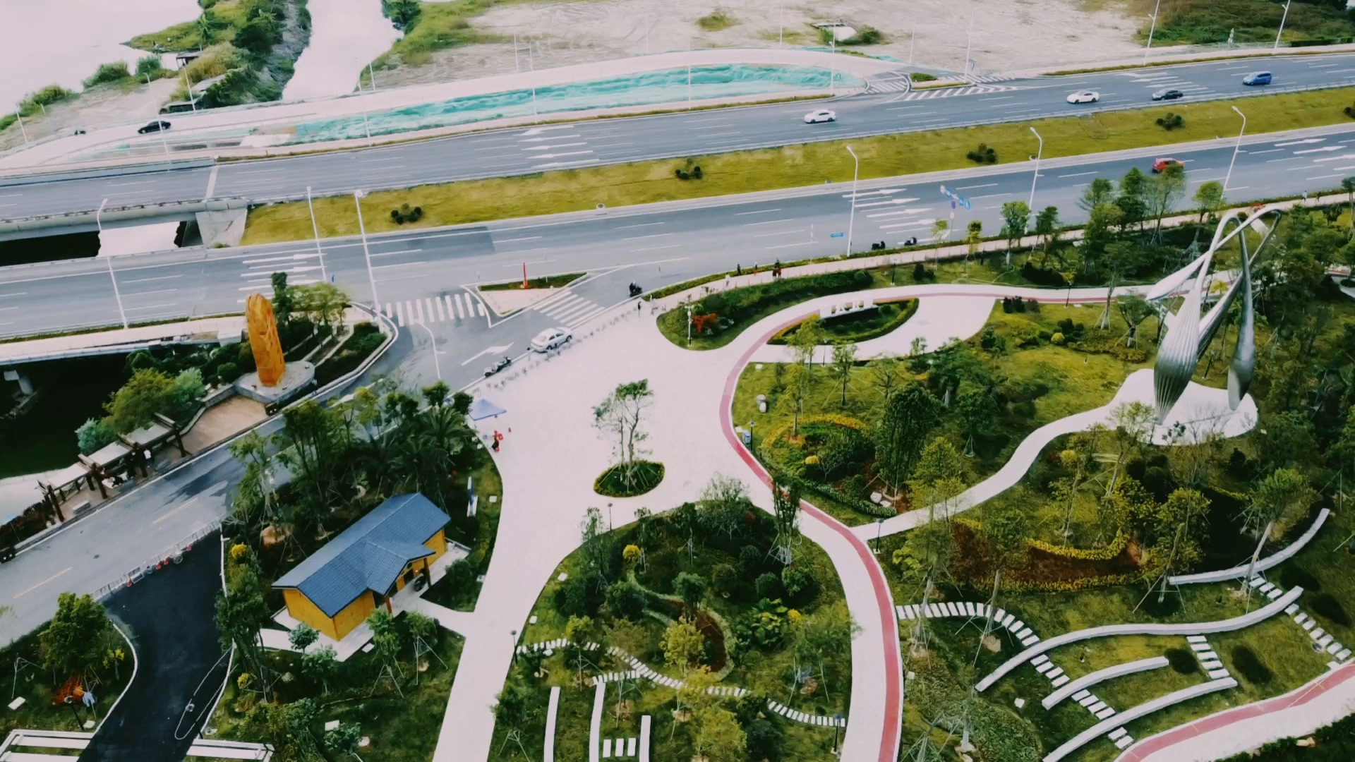 大疆mini 2环绕拍摄丽江公园