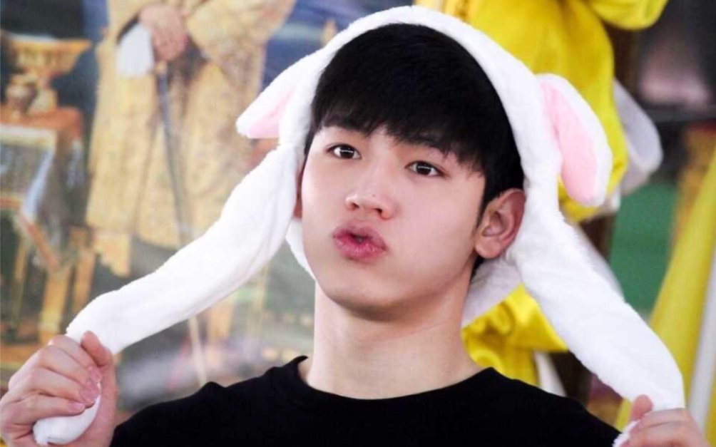 妞妞真的是我最喜欢的泰星了   等我学成归来,一定要去搞泰剧生肉