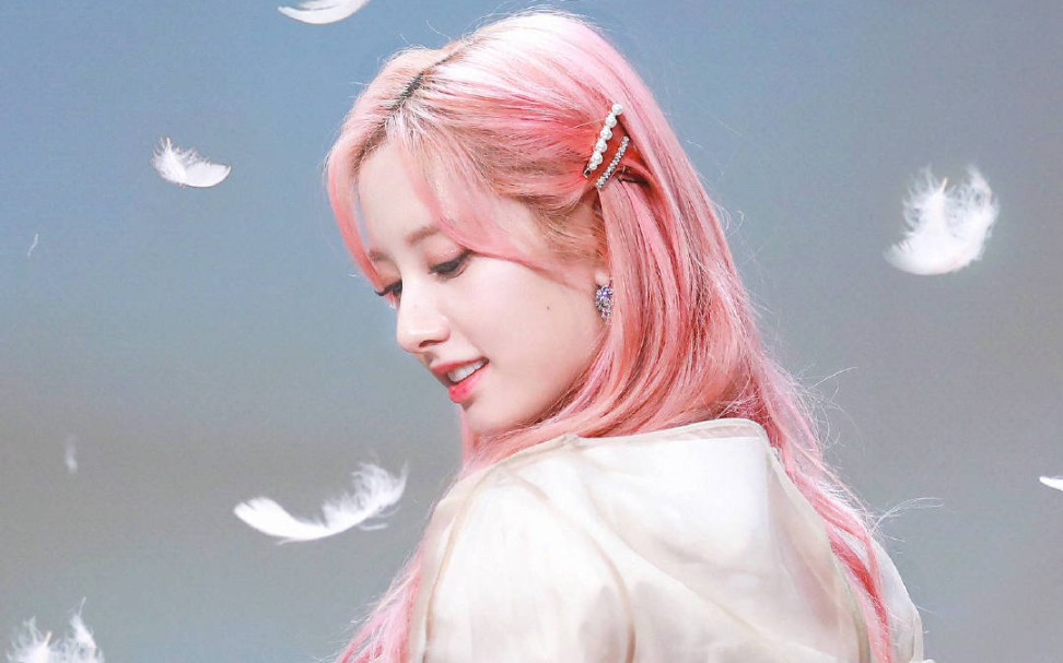 【两位粉发绝色杀我】【苞娜/sana】