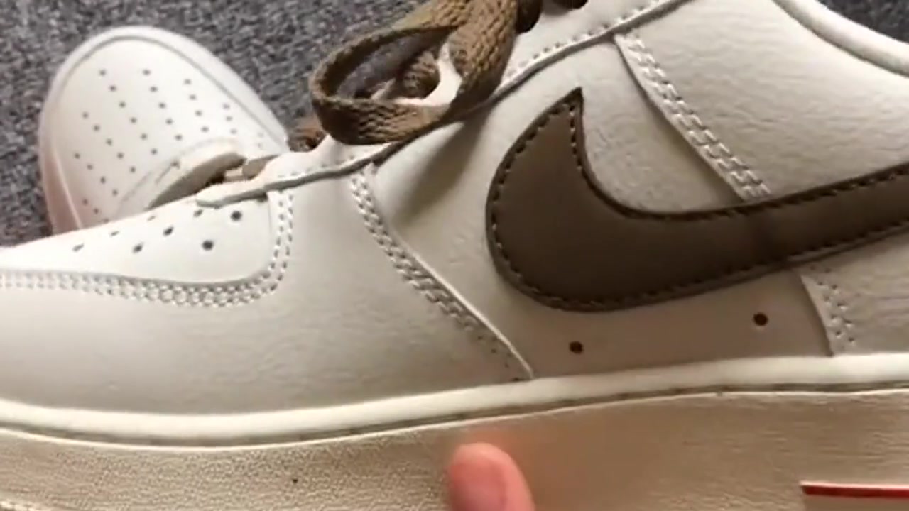 莆田鞋空军一号奶白开箱视频