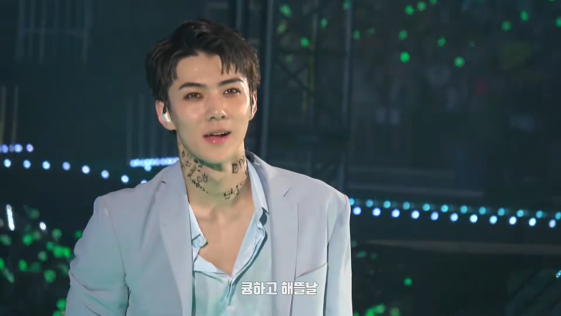 吴世勋演唱会:爱的完美诠释