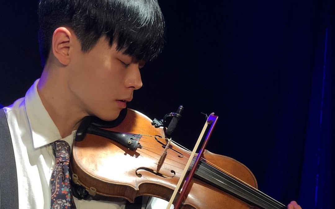 cut看见你的声音5佳陵洞乐队辛礼赞空气小提琴笑到头掉表演dna