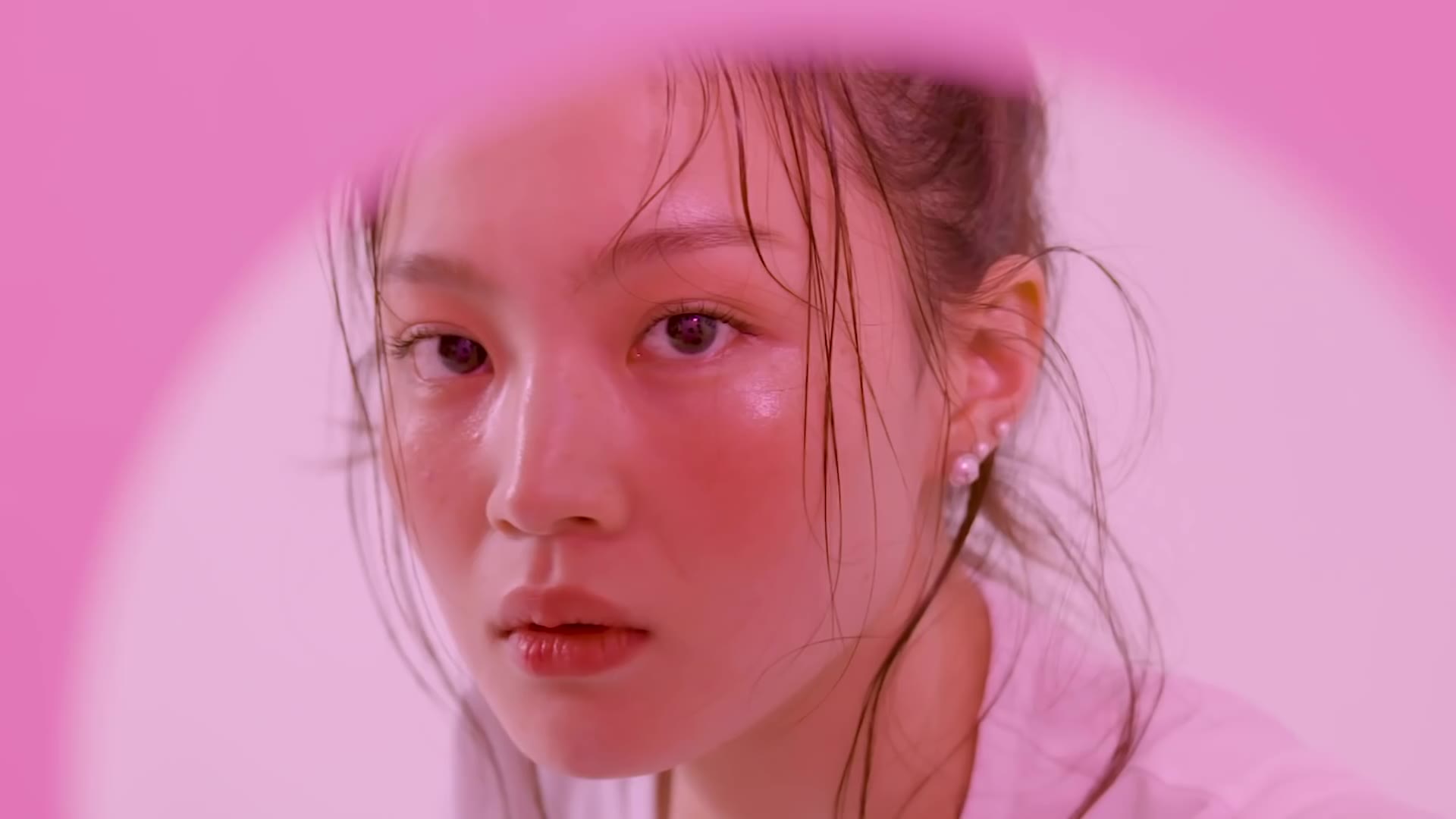 lee hi 主打no one (feat. b.i of ikon) 预告合集2p 1080p