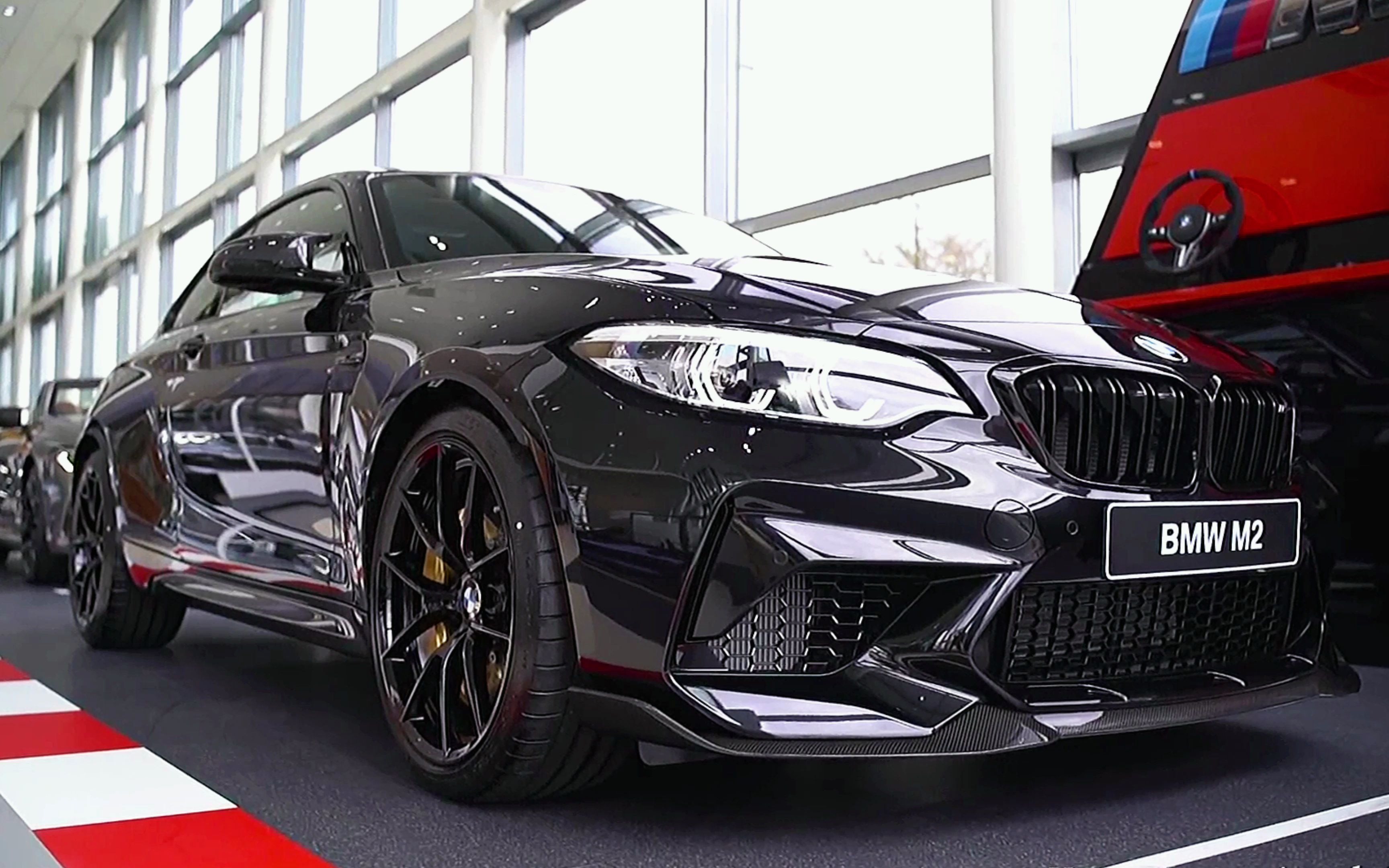 bmw m2 cs 没有一个男人能拒绝的大玩具