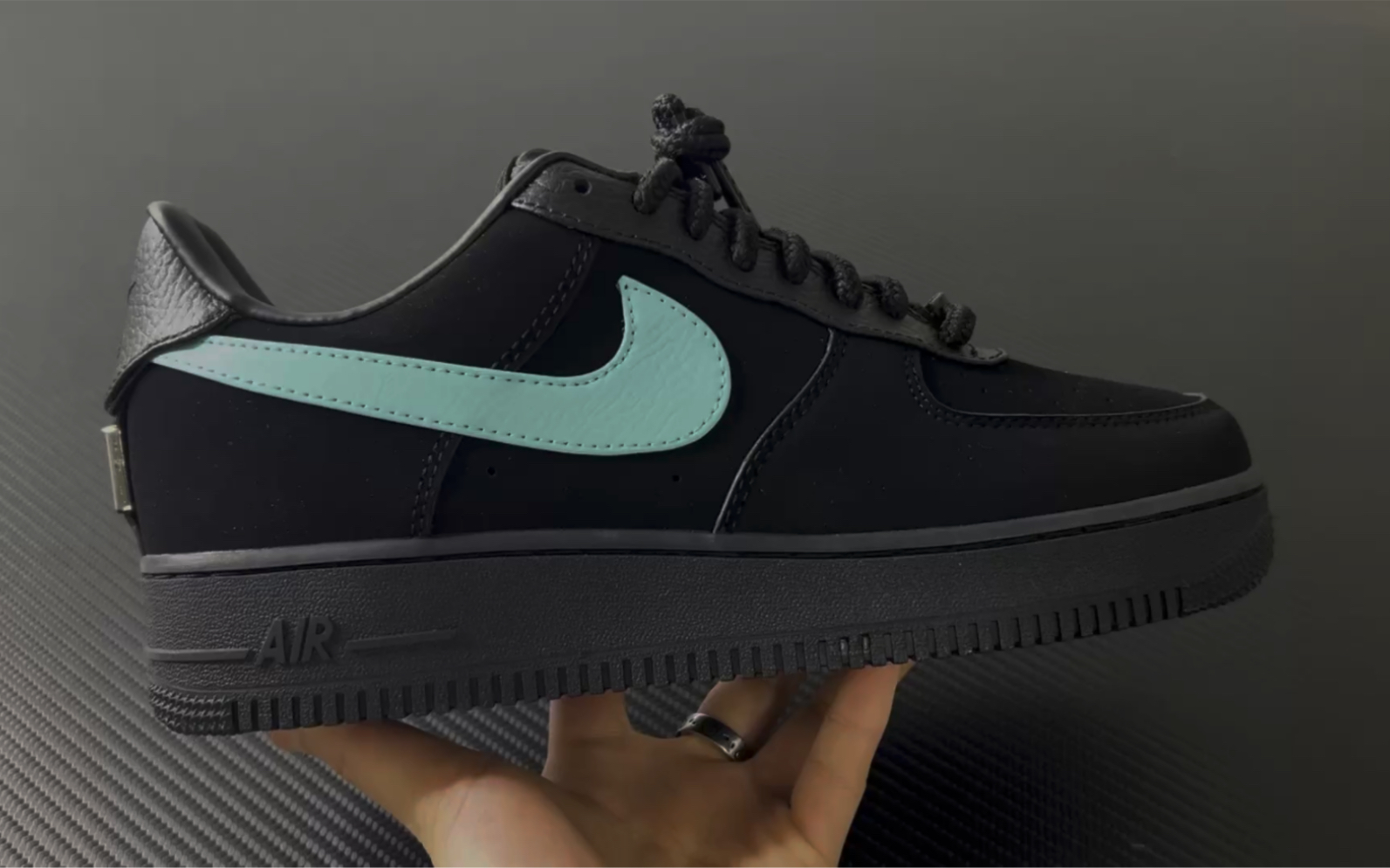 空军蒂芙尼联名!原鞋开模业内最好