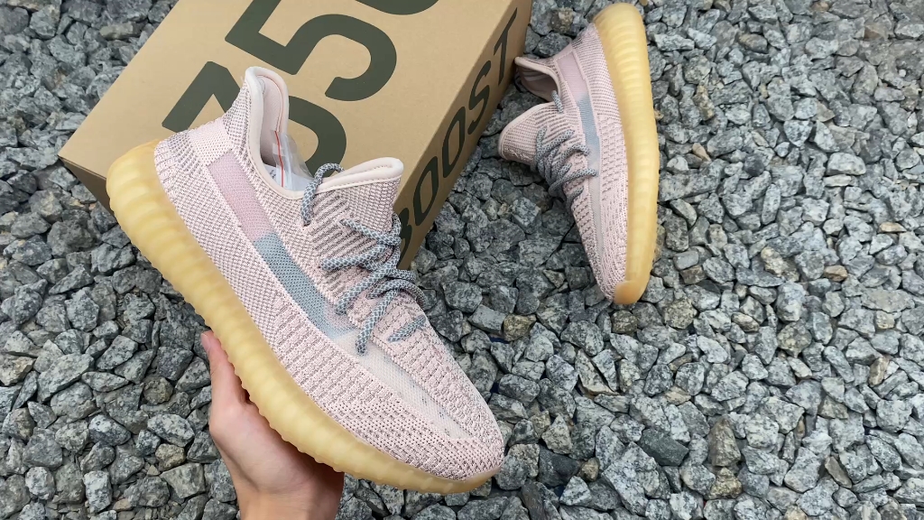 yeezy 350 boost v2 美洲限定 地球巴斯夫大底 同样全套原厂进口材料