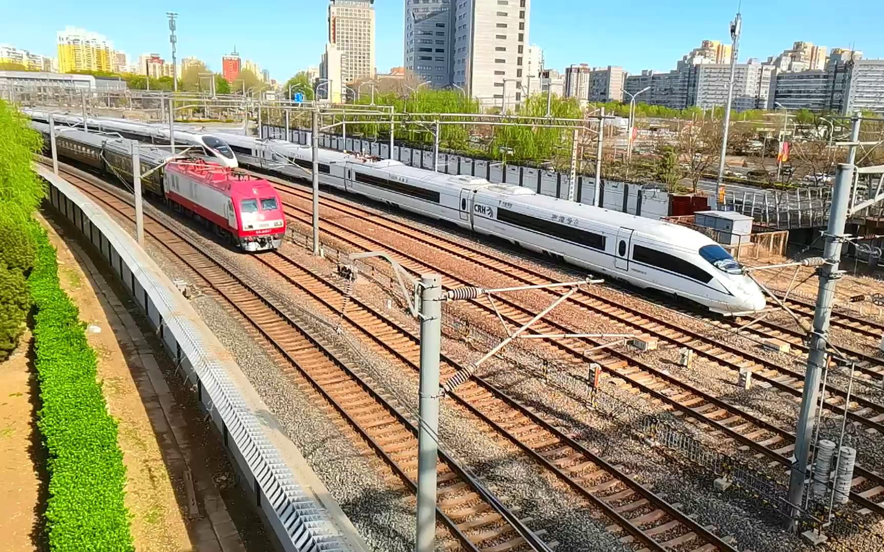 up的铁路随拍377b------k474次鸣笛通过;k1785/6次使用济局济段hxd3c