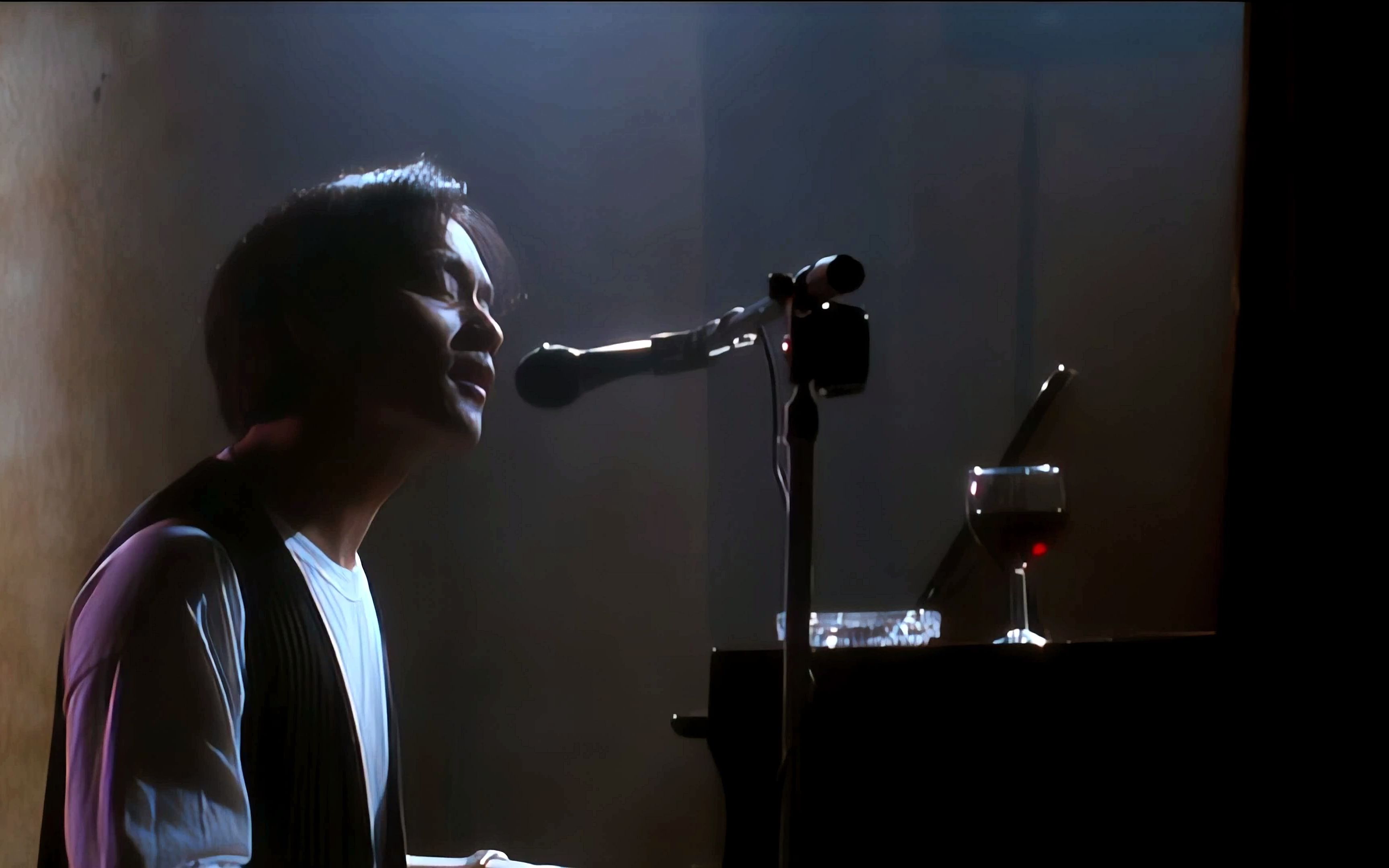 4k修复张国荣金枝玉叶i01