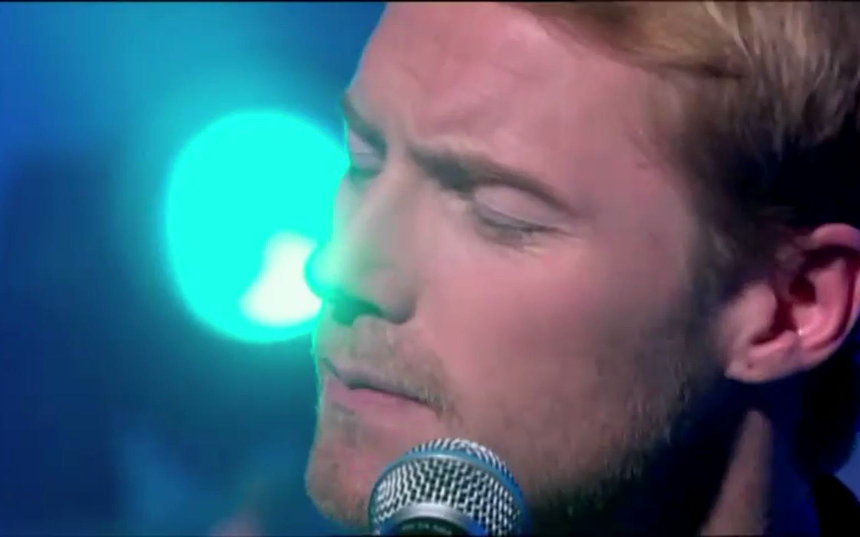 [图]Ronan Keating - I'll Never Fall In Love Again Live This Morning 2011