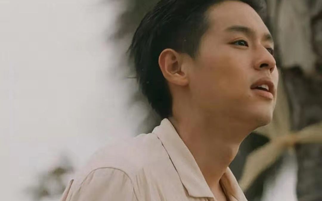 直女天菜billkin这样的比尔金你心动了吗