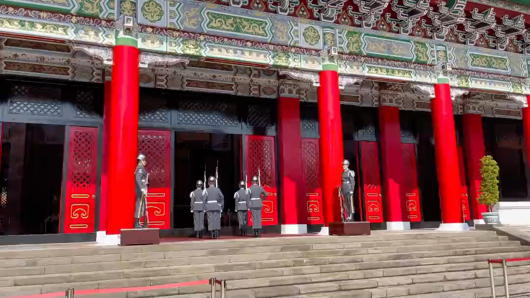 莊嚴肅穆的台灣台北忠烈祠