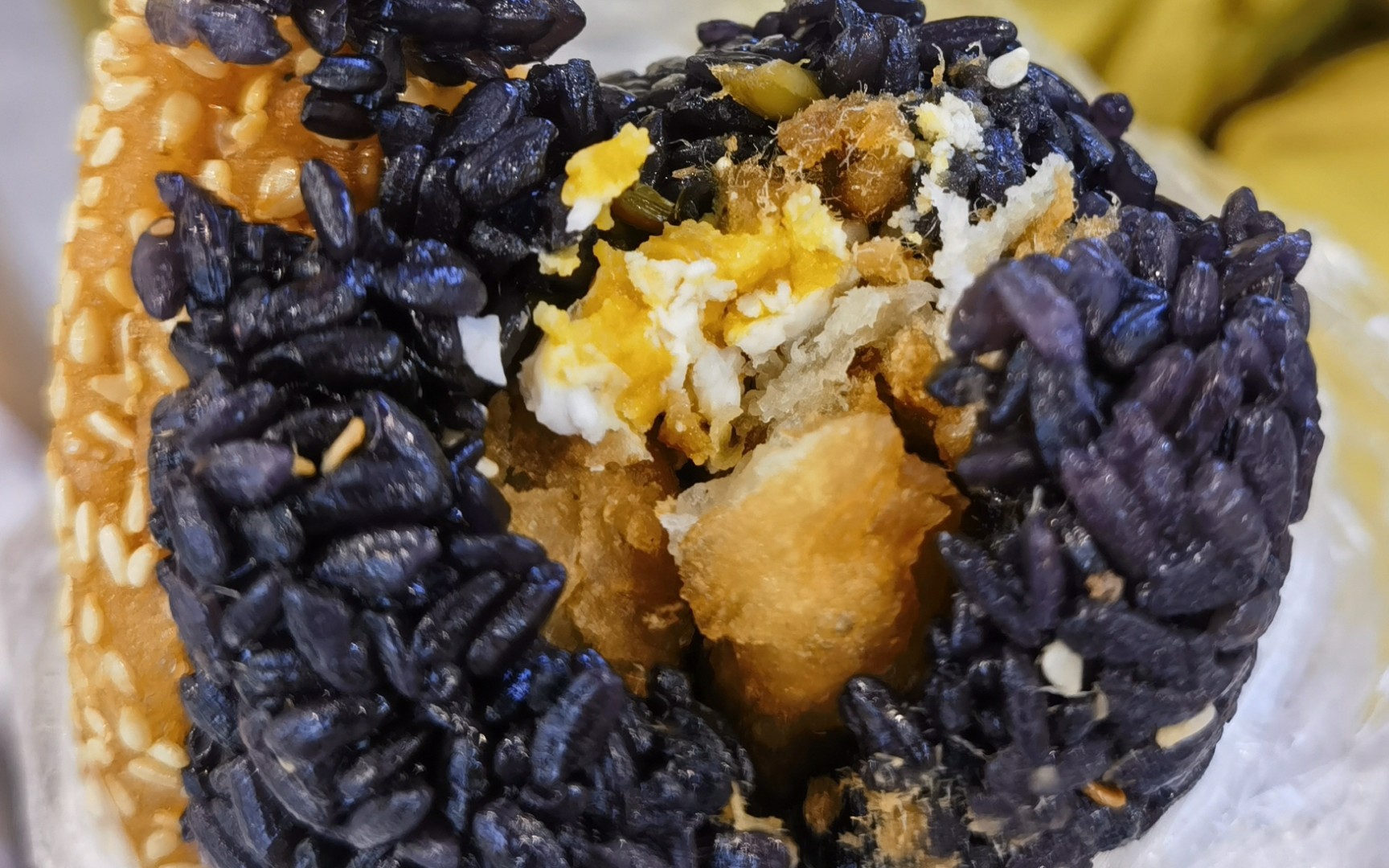 科巷的乌饭麻团～馅料满满