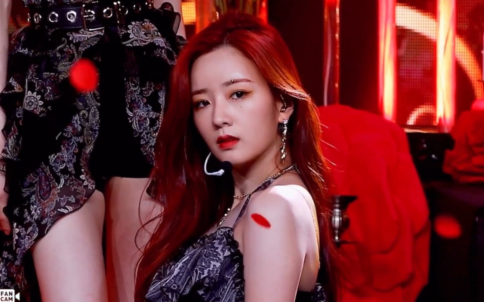 apink尹普美yoonbomi共2pdumhdurum200423mcd横版竖版直拍