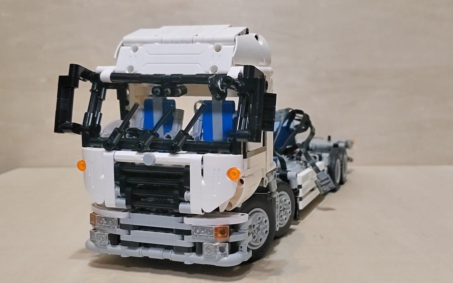 【上集 底盘】中号荒卡 Wing Body Truck 2,3 version MOC151746 [乐高积木moc]哔哩哔哩bilibili