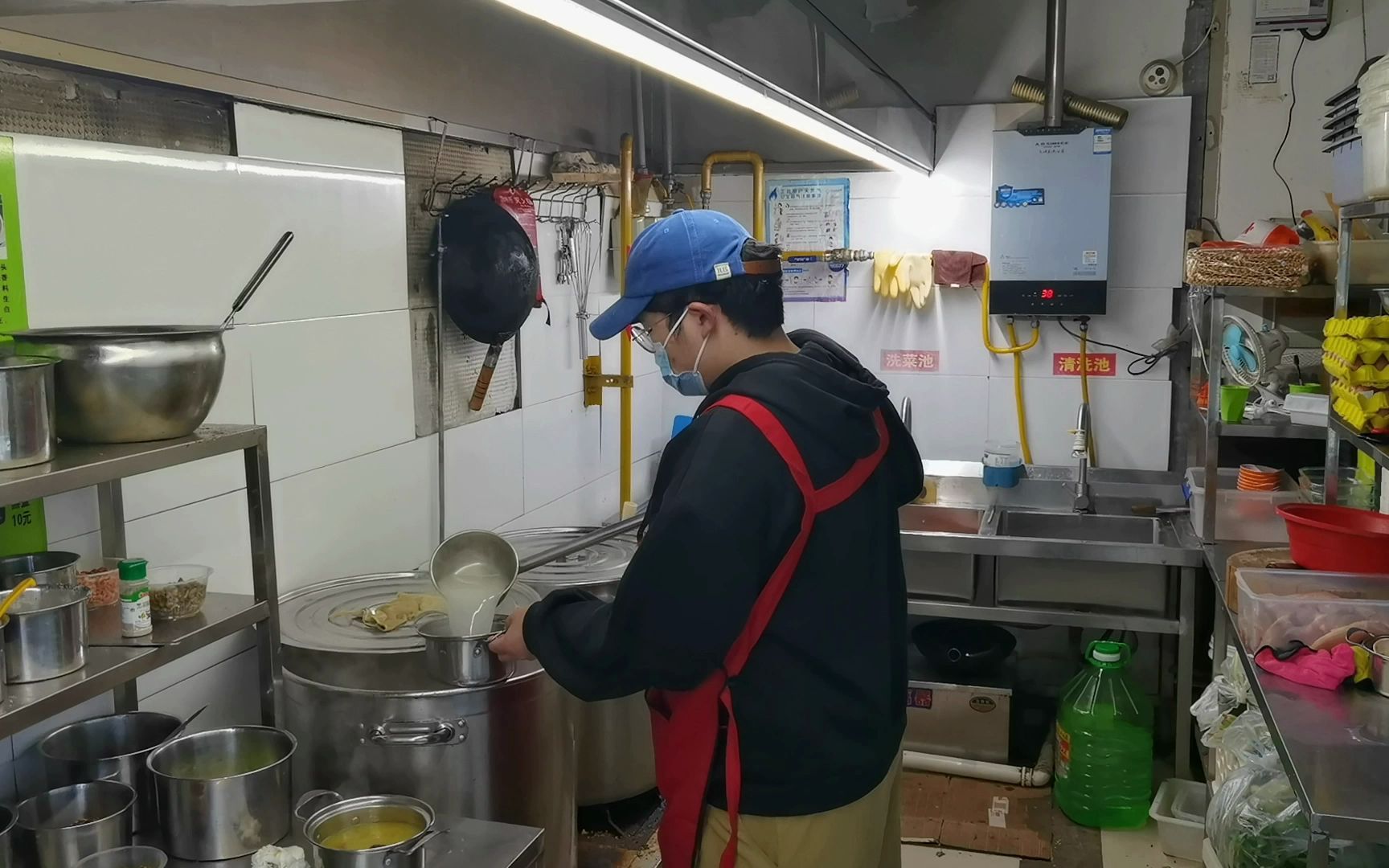 开火锅店厨房必不可少的一件设备