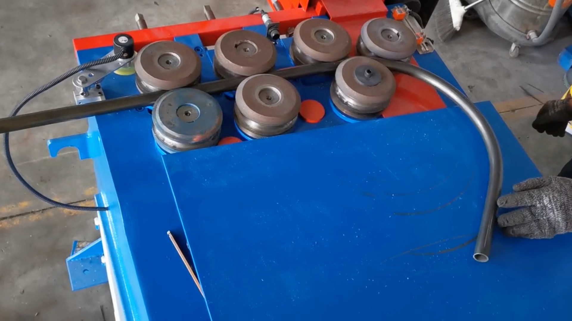 全自动滚圆机,不锈钢管盘椭圆环数控滚圆机