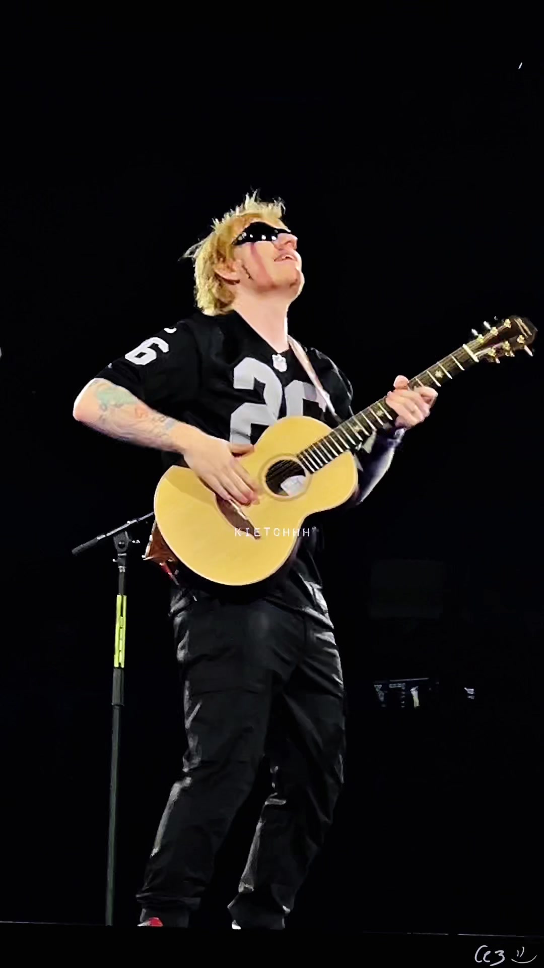 所以pogiiiii0098@ ed sheeran请原谅尖叫