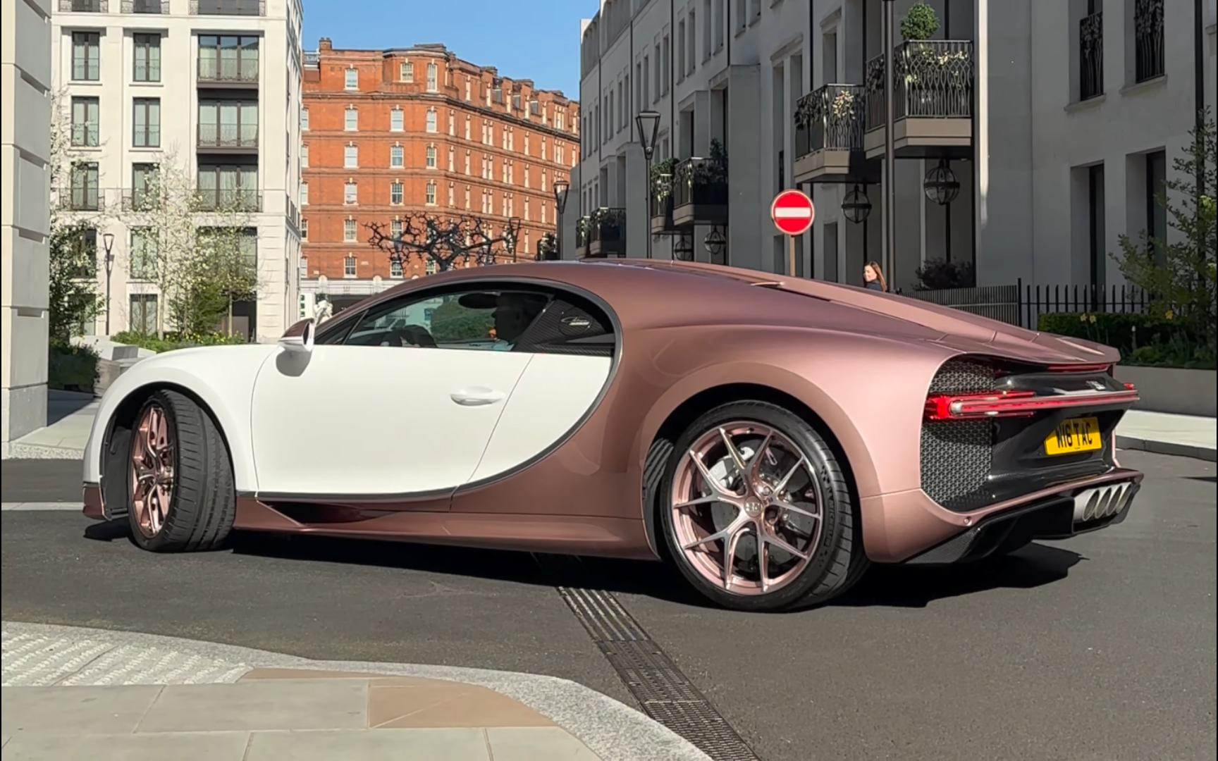 【4k】特别定制款布加迪chiron sport,来自某位丈夫给妻子的礼物