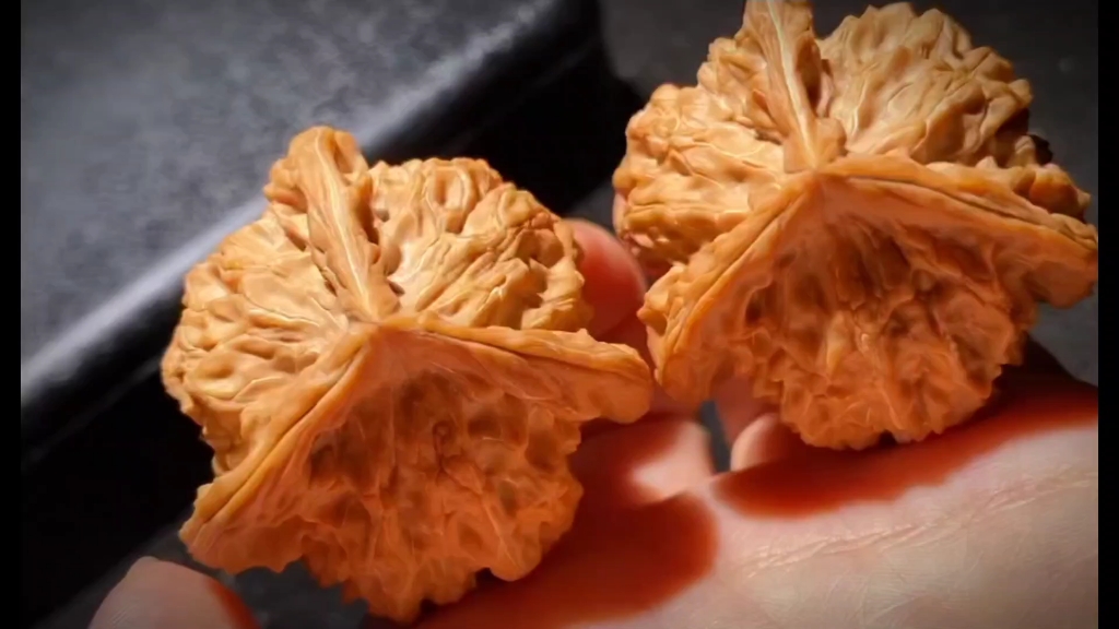 原生态大尺寸公子帽三棱 攒不攒劲 文玩核桃