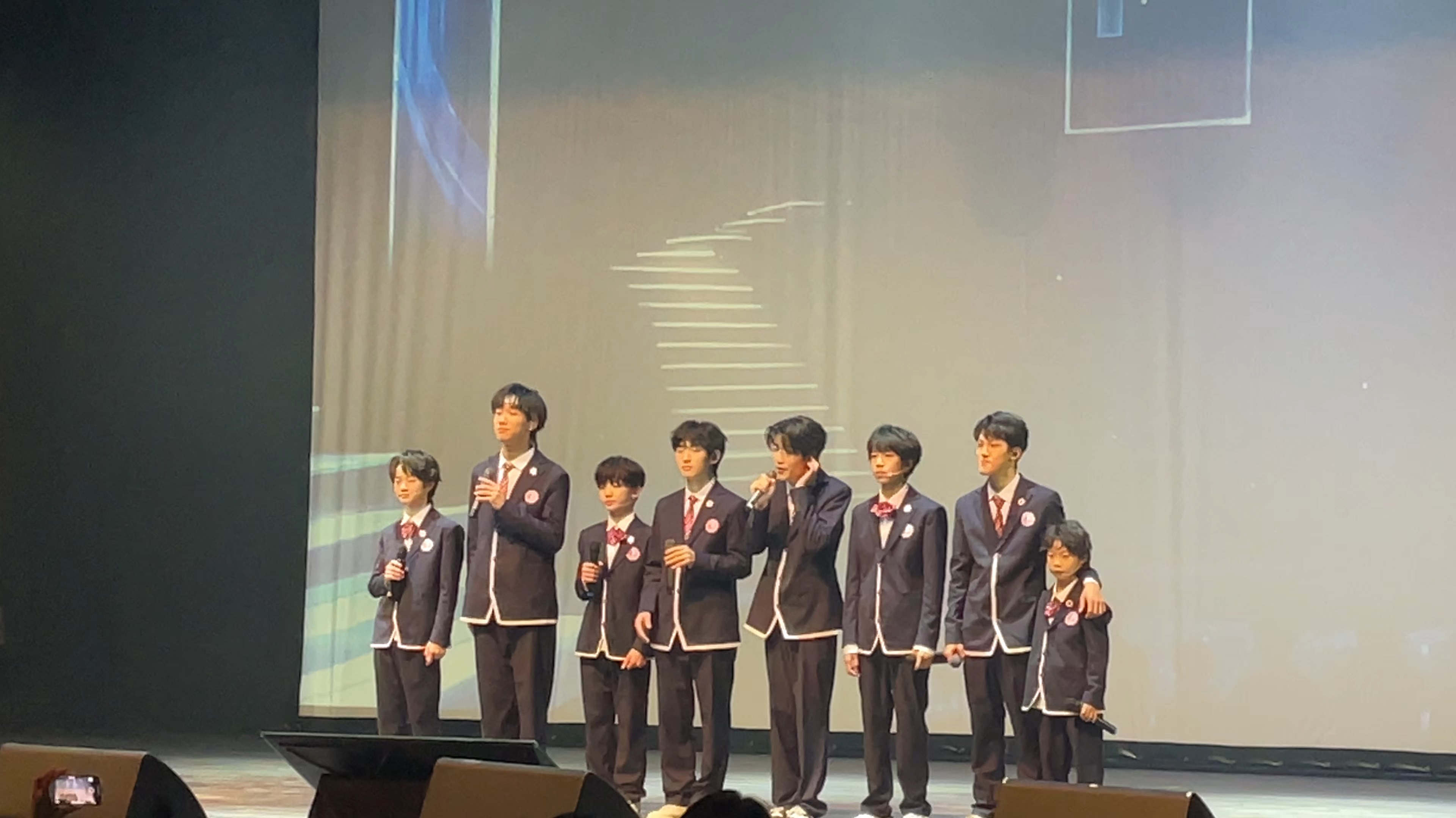 2025《易安中学夏日季》年少画像