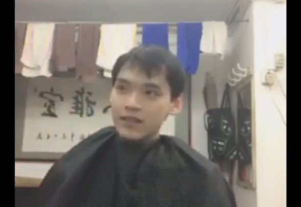 男生剃光头